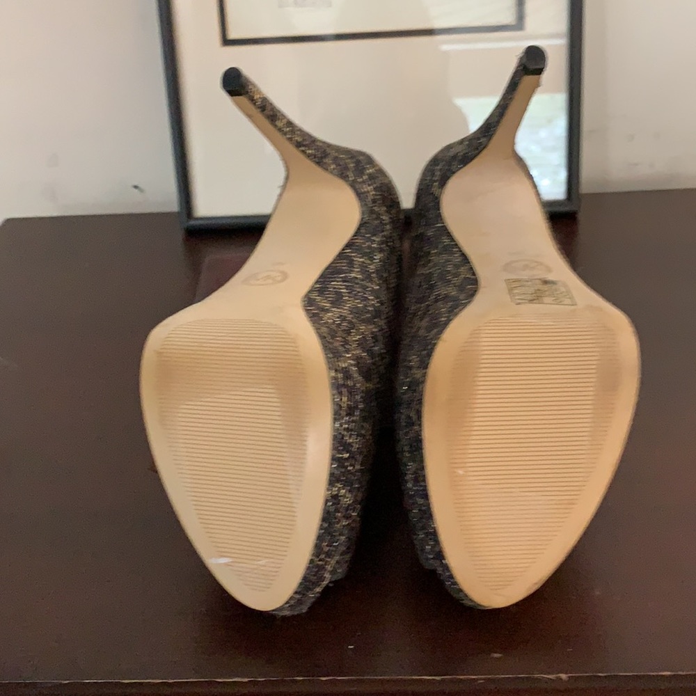 Michael Kors open toe heels - Picture 4 of 4